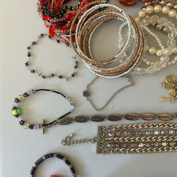 Assorted Women's Bangle and Bracelet Set - Yellow, Gold, Silver, Pearl - Picture 3 of 8